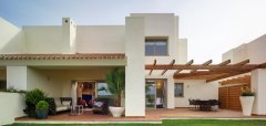 Las Colinas Golf & Country Club Apartments & Villas