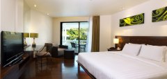 Le Meridien Phuket Beach Resort