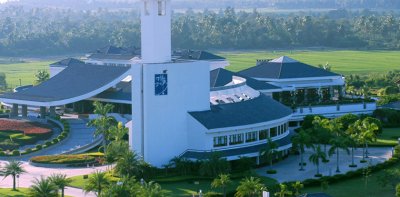 Yalong Bay Golf Clubhouse