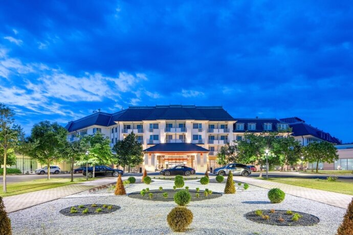 Greenfield Hotel Golf & Spa