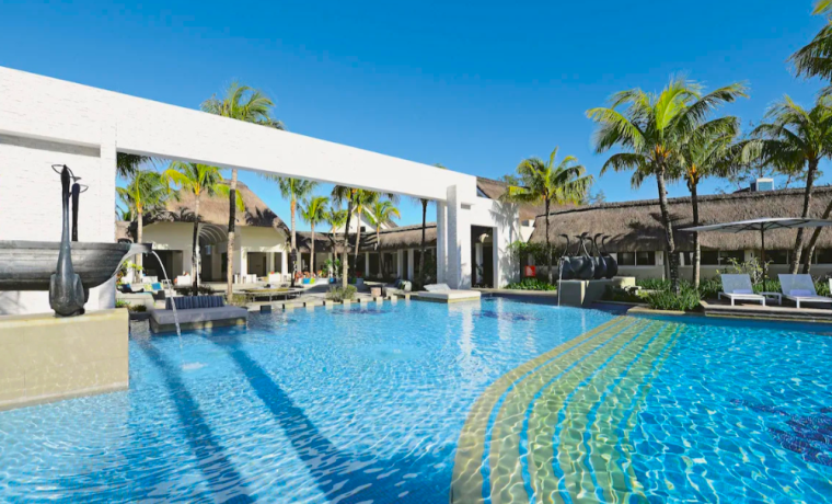 Sunlife Ambre Resort & Spa