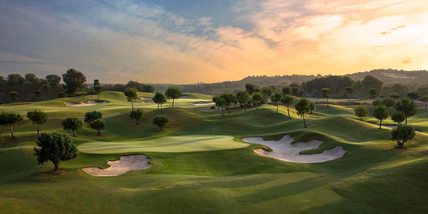 Las Colinas Golf & Country Club